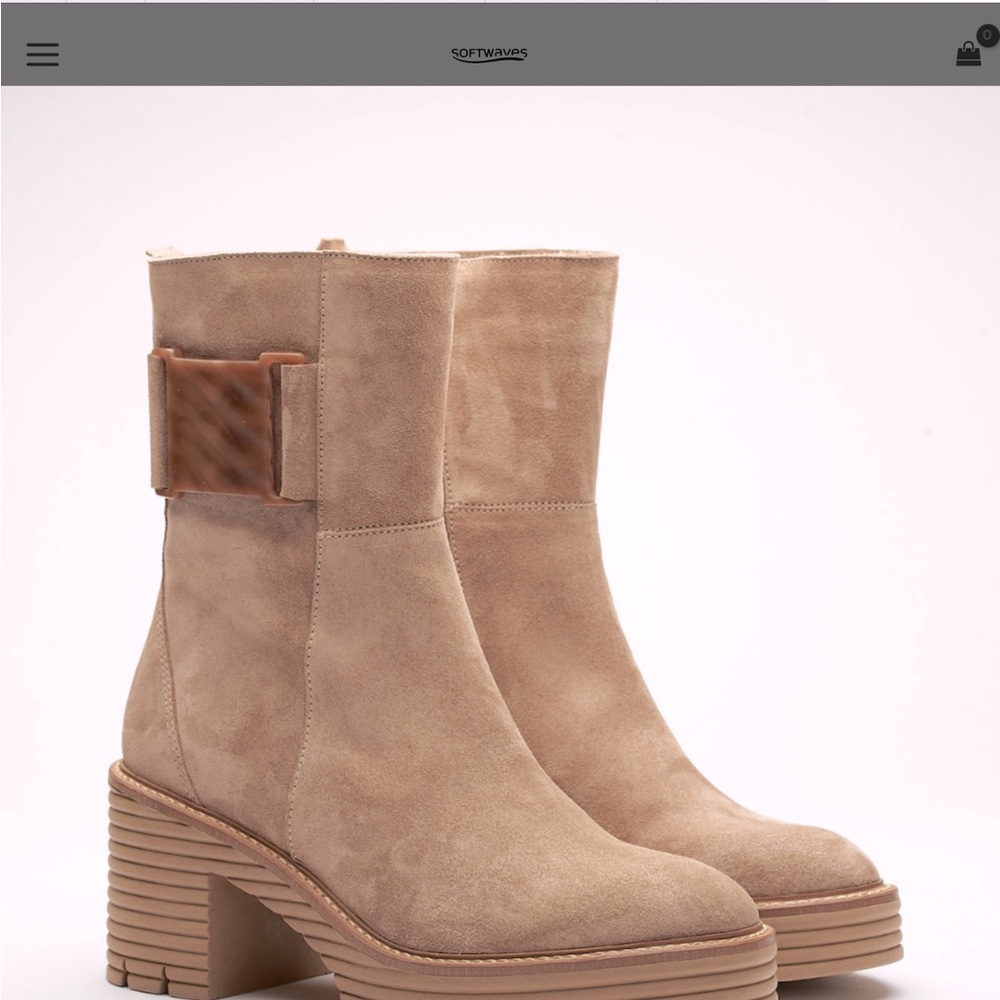 Softwaves Montez boot brand new